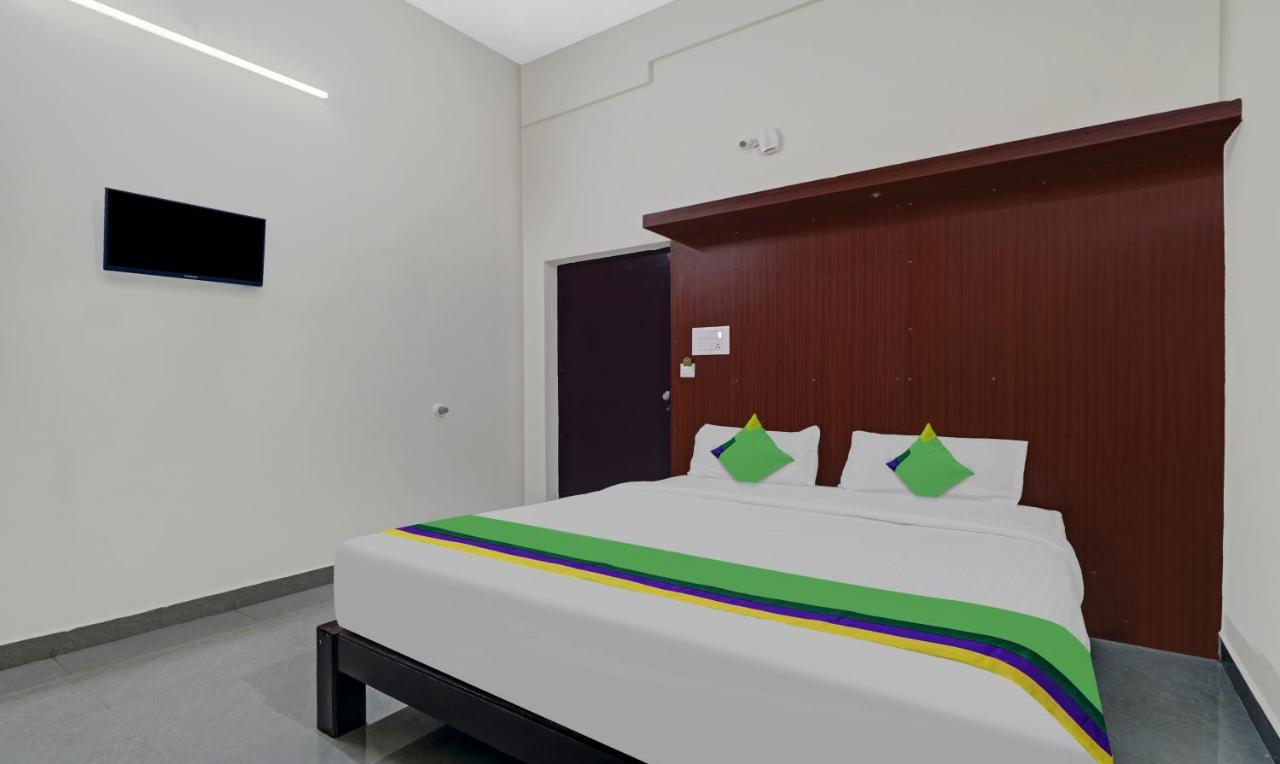Grand Jp Inn Near 2 Km From Gundlupet Bus Stand Exterior foto